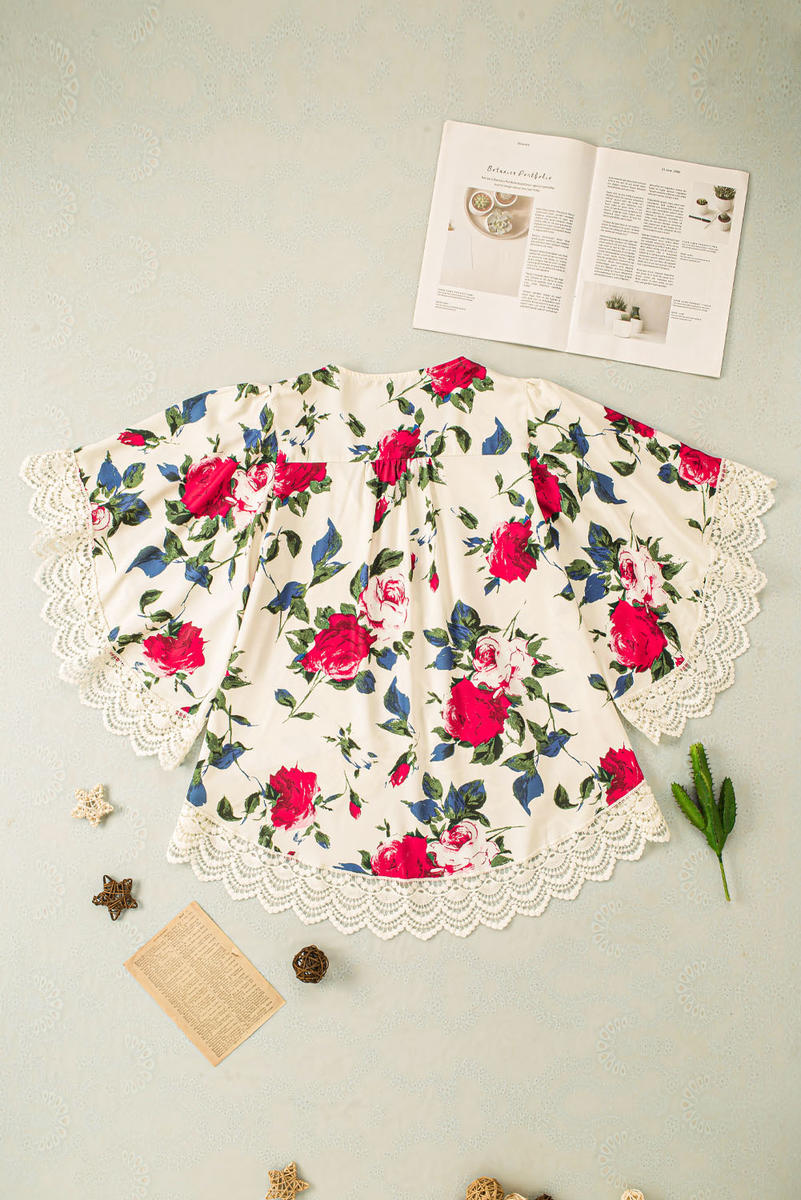 Floral Print Scalloped Lace Splicing Kimono